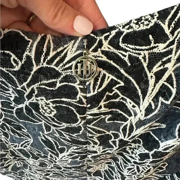 TOMMY HILFIGER Womens Sleeveless Fit + Flare Dress Embroidered Size 12 - Picture 7 of 7